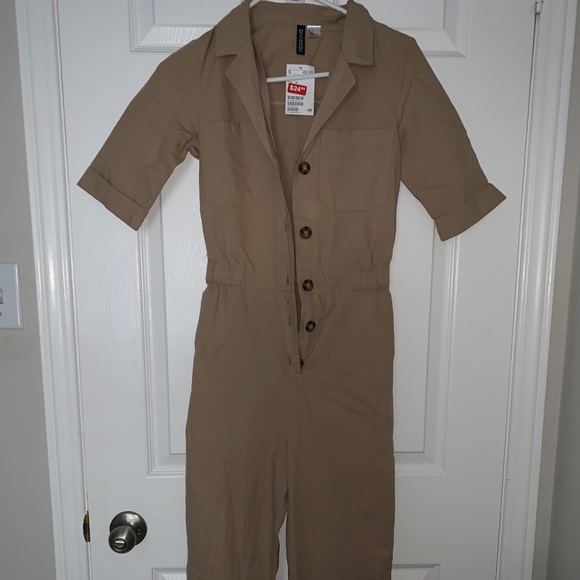 H&M Jumpsuit - Picture 2 of 3
